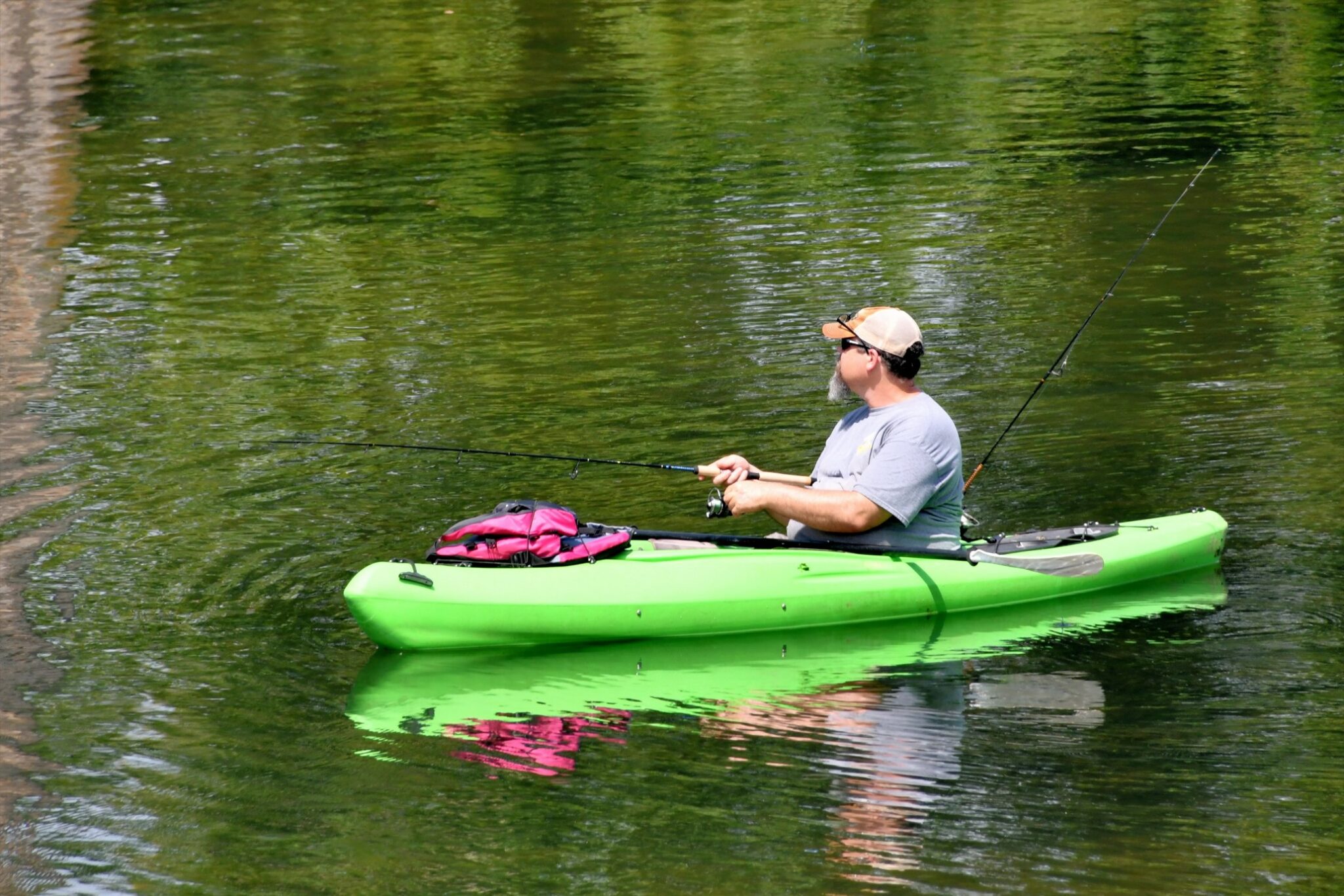 Pêche en canoë